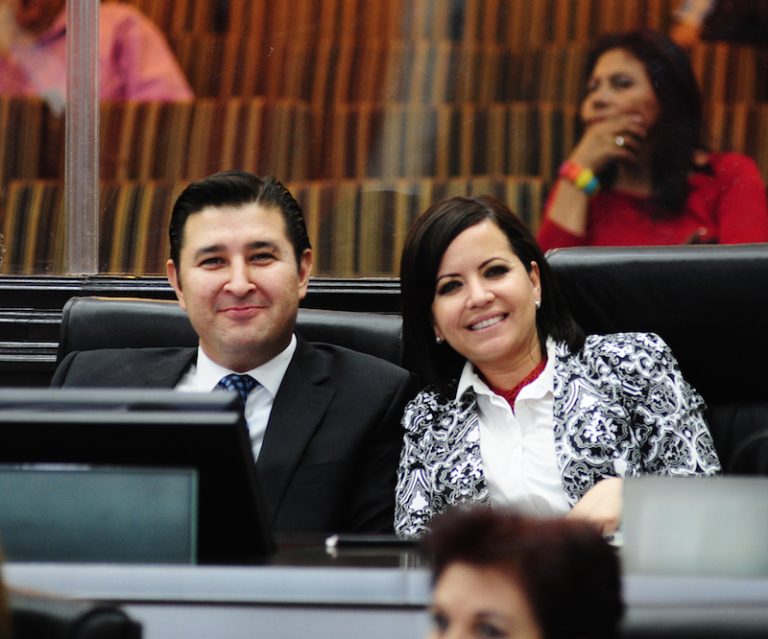 Congreso aprueba licencias de Javier Neblina, Luis Nieves y Everardo López